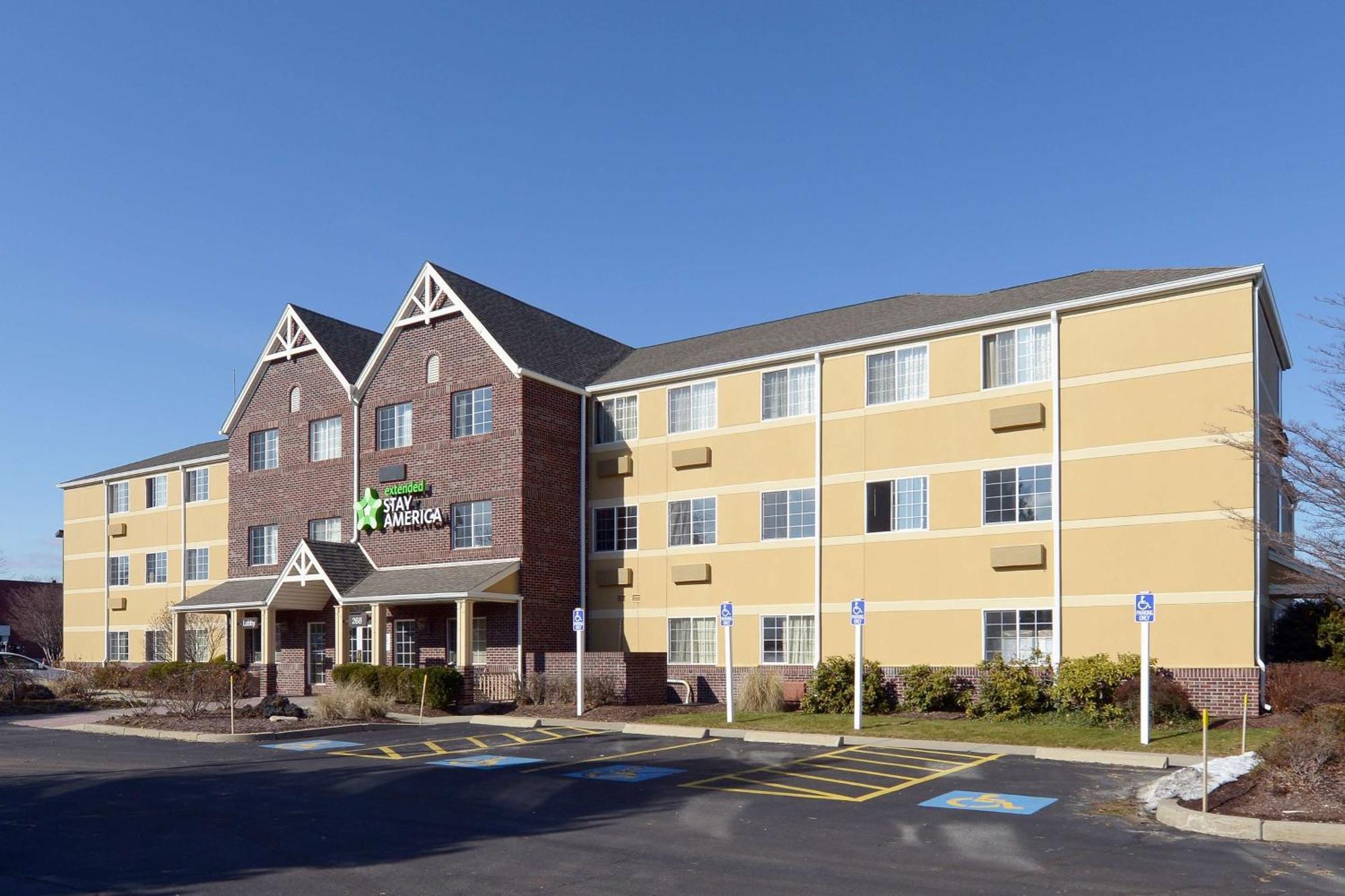 וורוויק Extended Stay America Select Suites - Providence - Airport מראה חיצוני תמונה